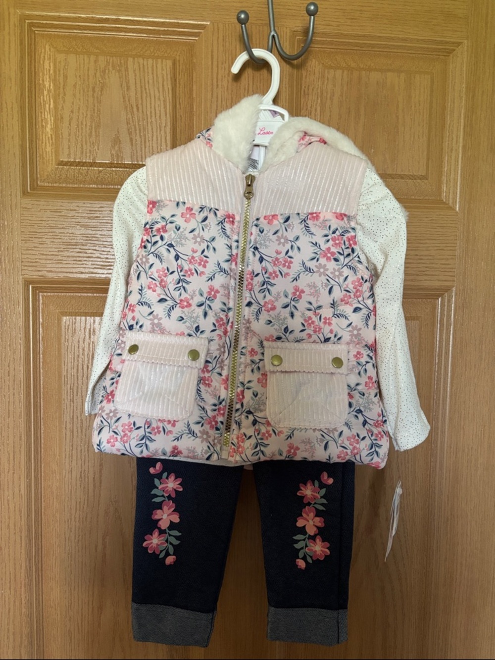 NWT Little Lass Winter Themed Outfit